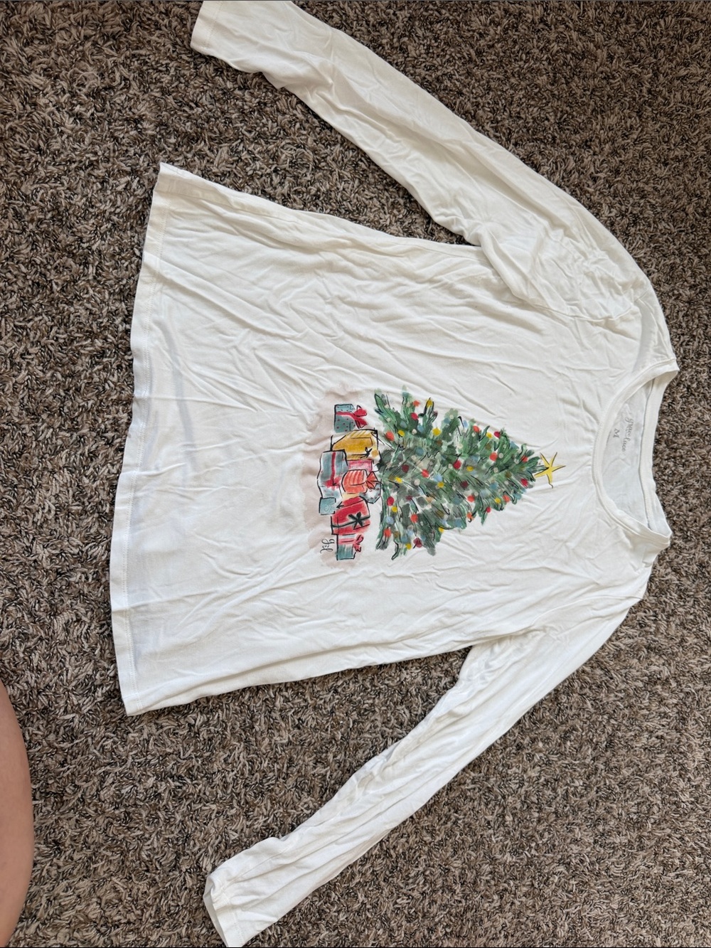 Grace & Lace White Long-Sleeve Christmas Tree Tee